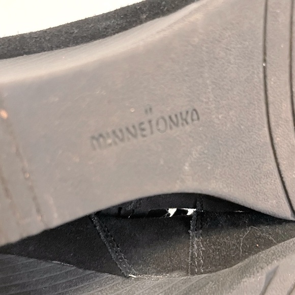 MINNETONKA MOCCASIN Wedge Fringe Ankle Boot - Picture 6 of 15